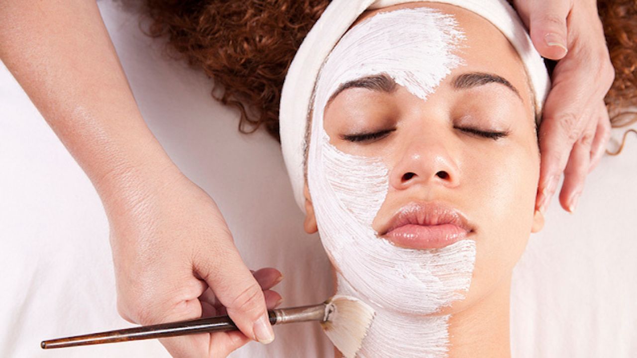 ‘Natural’ Beauty Products Can Be Bad For Your Skin, Too