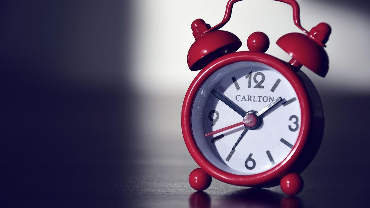 Why You Should Stop Using Your Phone To Wake Up And Buy A Real Alarm Clock