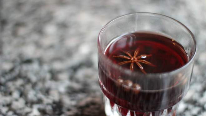 Make a Quick Mulled Wine in the Microwave