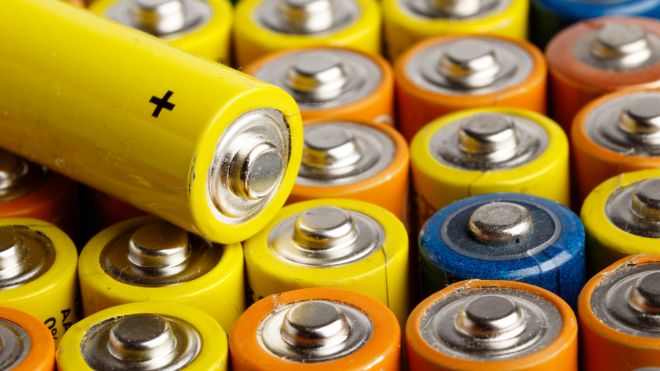 A Simple Way To Separate Fresh Batteries From Used Ones