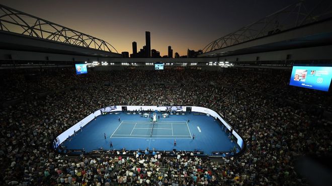 There’s A Very Good Reason The Australian Open Keeps The Roof Open In Crazy Heat