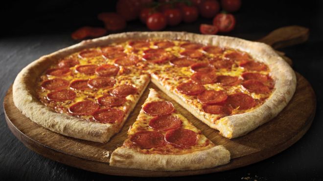 Dealhacker: Get 50% Off Domino’s Pizza