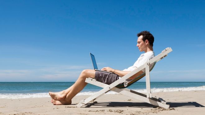 Killer Interview Question: Do You Check Your Email When You’re On Holidays?