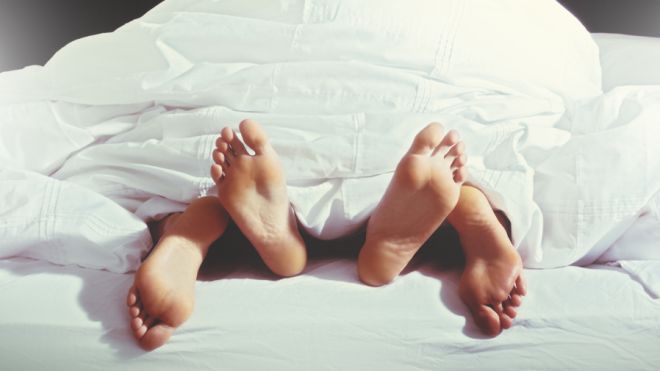 The STI Risks Of 8 Different Sex Acts, Ranked