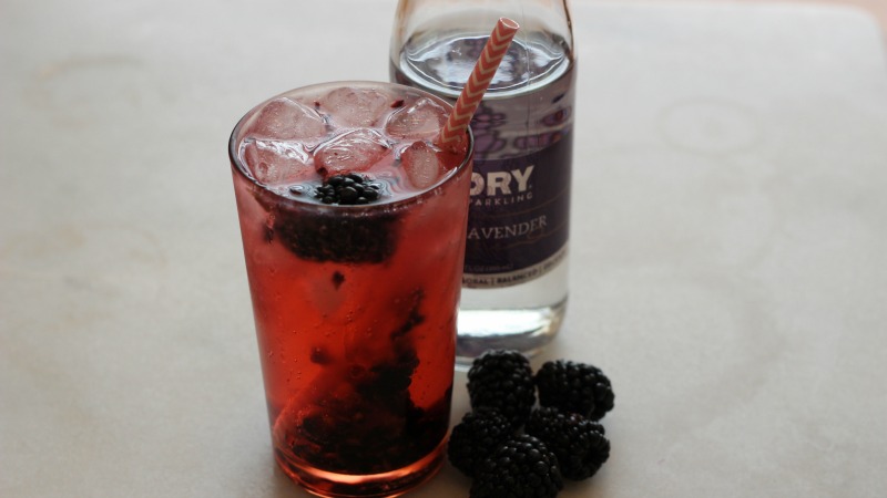 3-Ingredient Happy Hour: The Blackberry Lavender Fizz