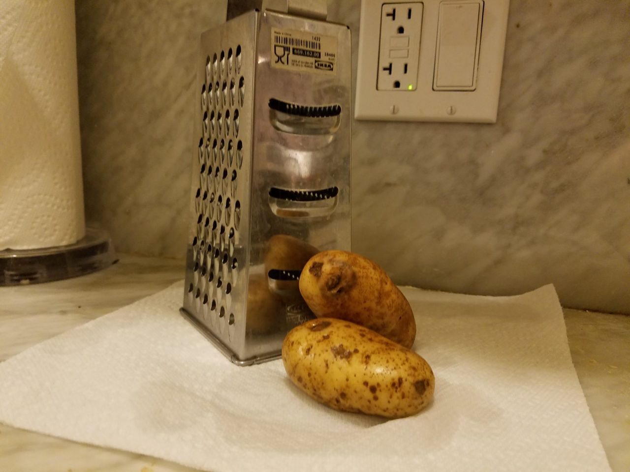 How to Make Homemade Potato Chips in Your Microwave
