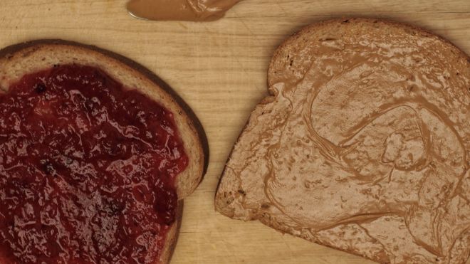 How To Make The Perfect PB&J Sandwich