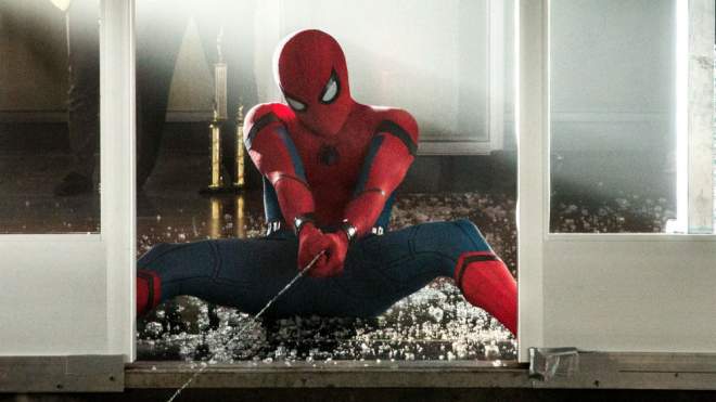 Briefly: Spider-Man Homecoming Review, Apple’s Slow Death, Recharge Hacks