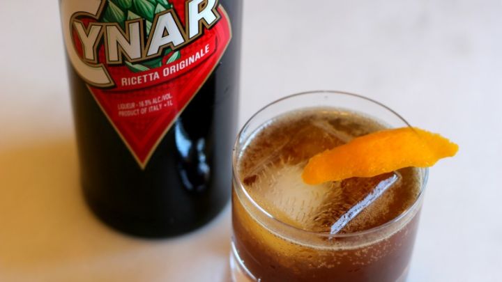 3-Ingredient Happy Hour: The Pleasantly Bitter Cynar Fizz