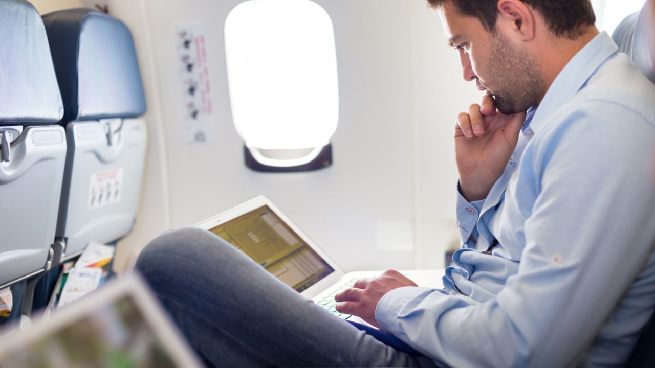 Review: United Airlines’ In-Flight WiFi Service
