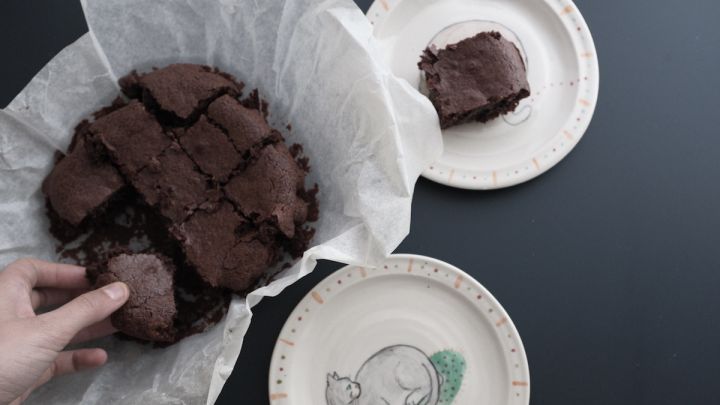 These One-Bowl Cocoa Brownies Are The Perfect Fix For Bad Days