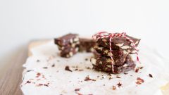Making Your Own Festive Bark Is Incredibly Easy