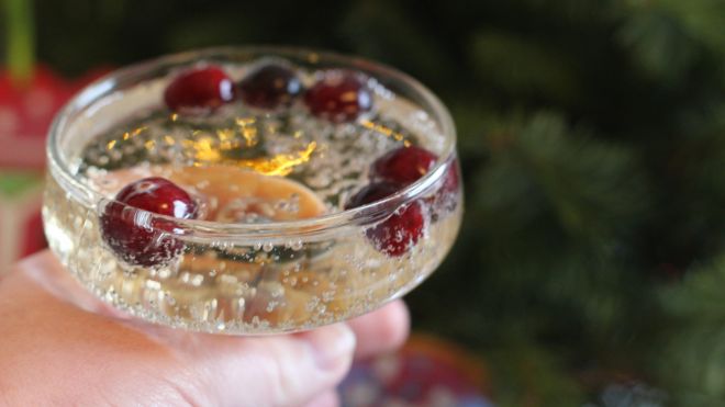 Chill Your Festive Beverages With Frozen Cranberries 