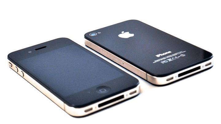 How To Turn Your Old iPhone Into A Cute Minimalistic Feature Phone