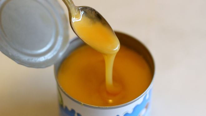 Make This Vegan, One-Ingredient Caramel Sauce In Your Pressure Cooker