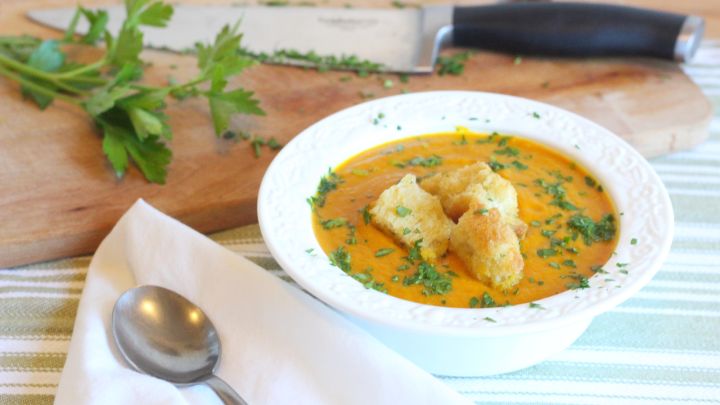 Make This Turmeric Carrot Soup In Your Pressure Cooker