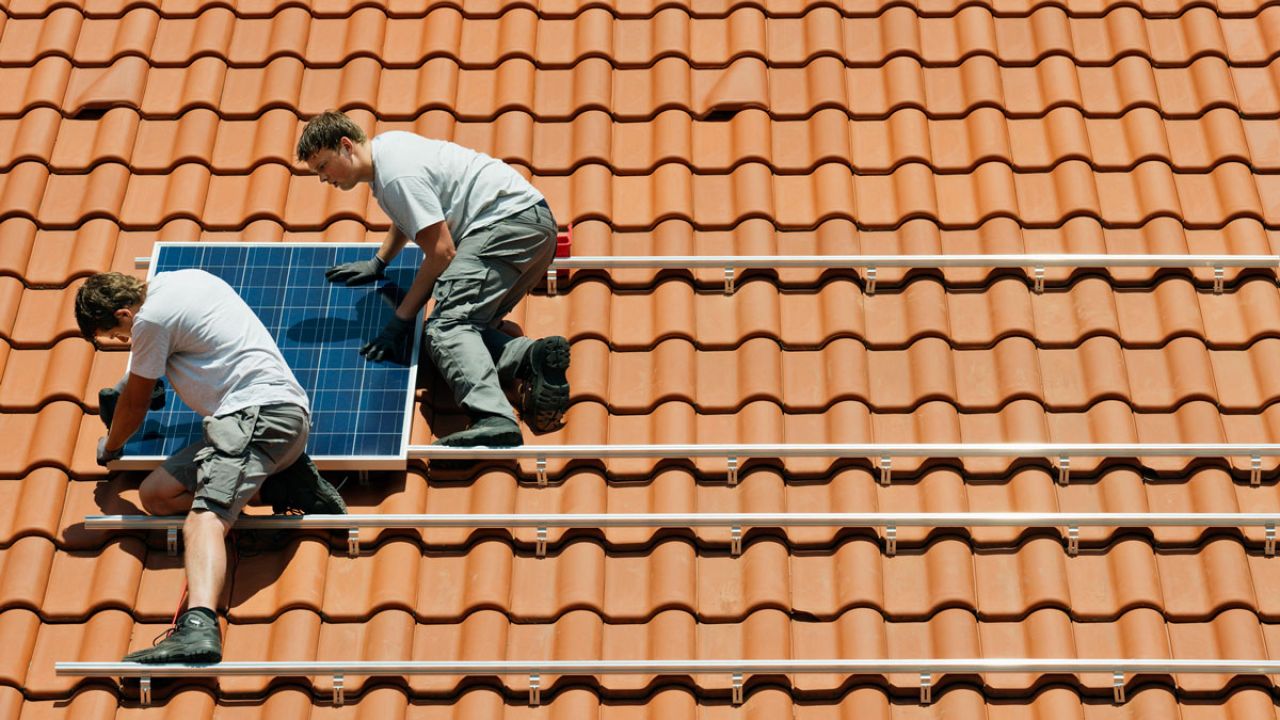 Five Myths About Solar Power And Your Home