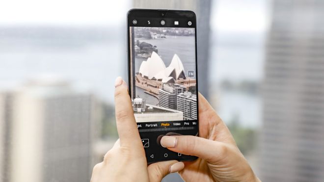 Huawei Mate20 Mobile Plans: Optus Vs Vodafone
