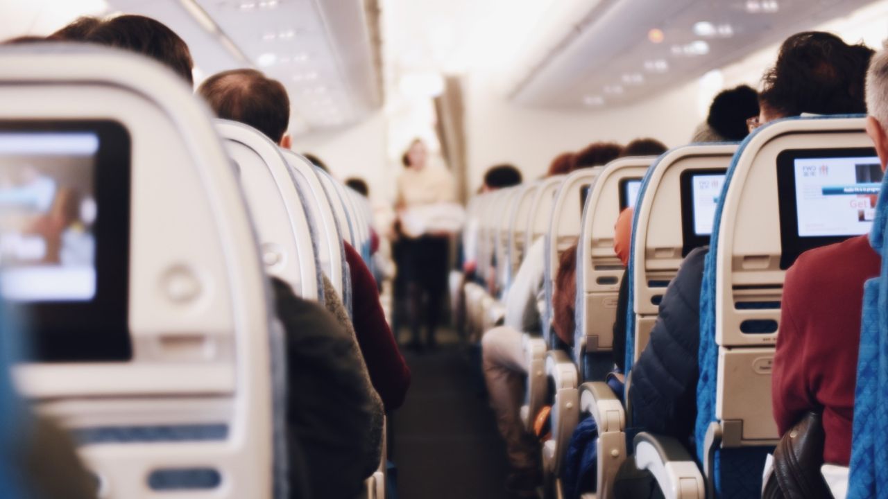 How To Reserve ‘Blocked’ Seats On Aeroplane Flights 
