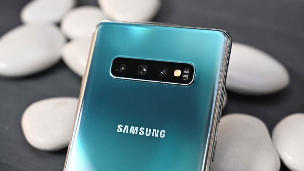 Woolworths Has A Bloody Ripper Of A Galaxy S10 Deal