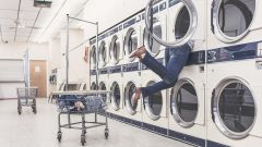 How To Do Laundry Without Making The Environment Worse