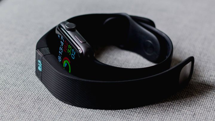 How To Have A Healthy Relationship With Your Fitness Tracker