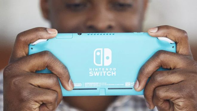 Dealhacker: Ebay Is Selling The Nintendo Switch Lite For $229
