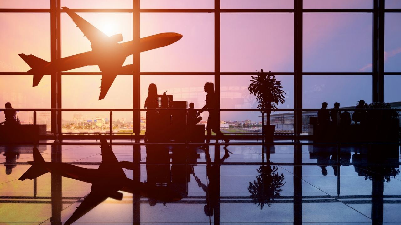 5 Frequent-Flyer Myths You Shouldn’t Believe
