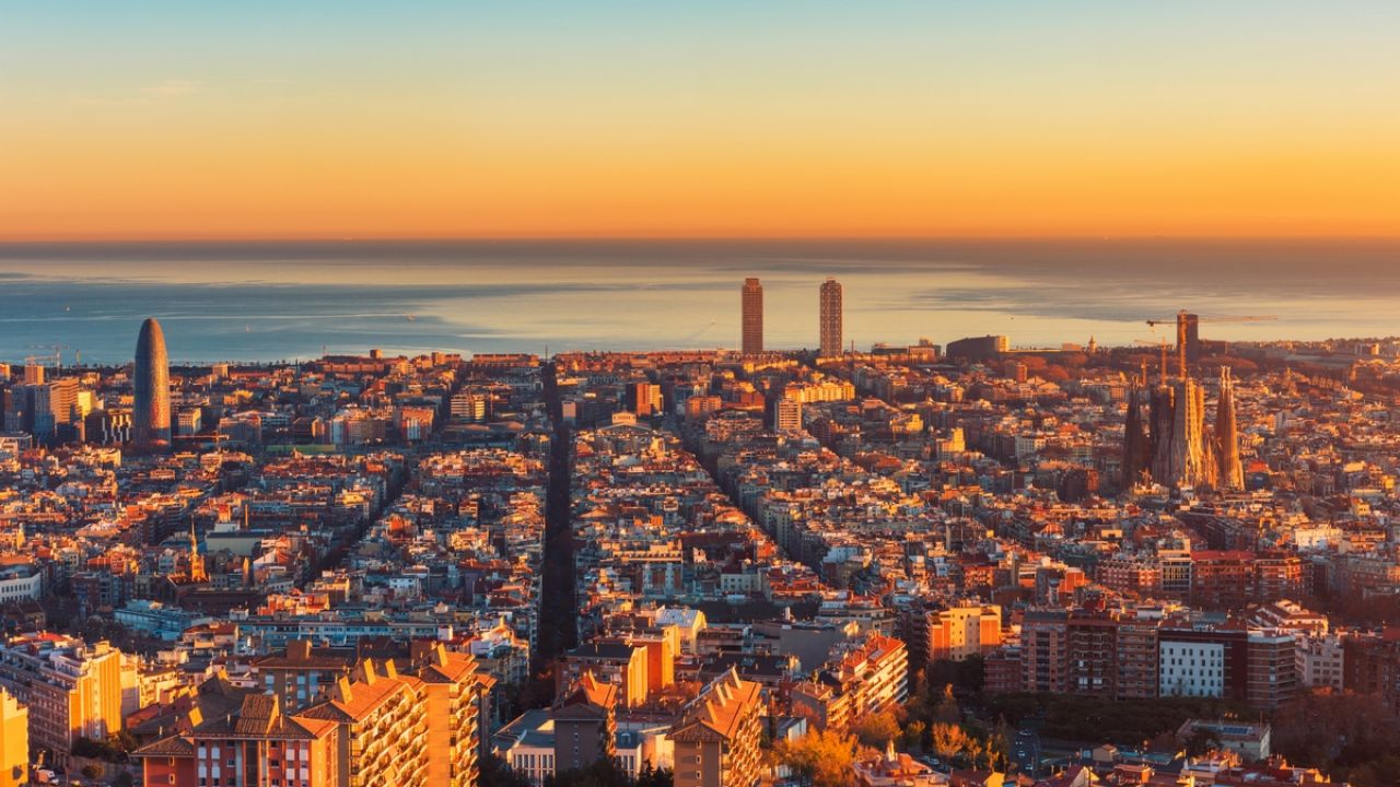 Trips To Barcelona Are Pretty Cheap Right Now