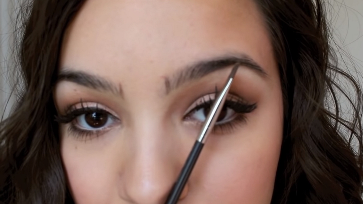 How To Do Your Own Eyebrows At Home