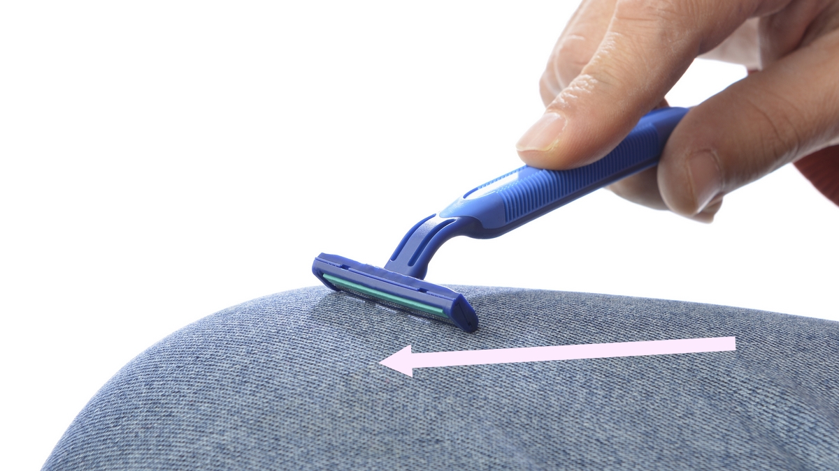 Sharpen Your Disposable Razors With This Common Clothing Item
