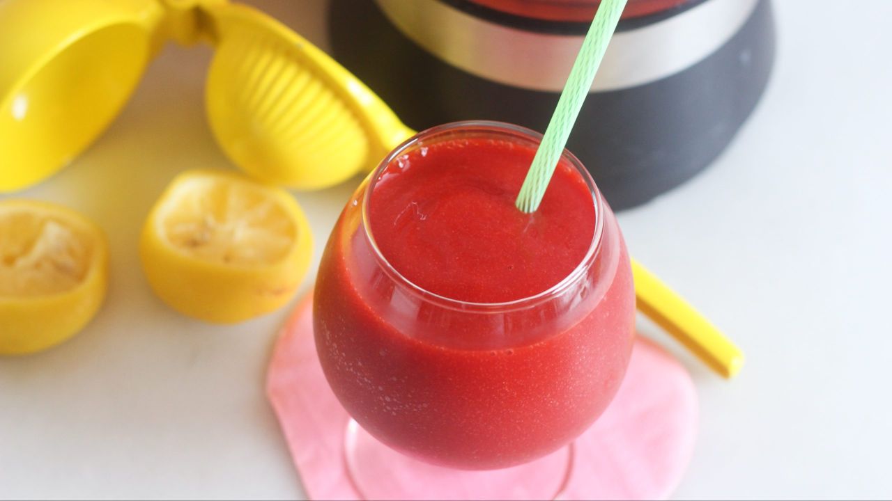 Use Frozen Strawberries Instead of Ice When Making Frozen Strawberry Cocktails