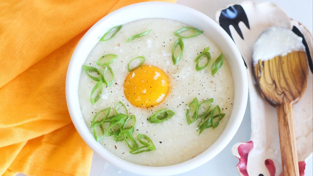 Add an Egg Yolk to Your Grits and Savoury Oatmeal