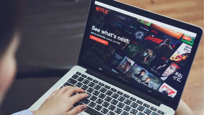 Here Are All The Ways You Can Shuffle Movies and Shows on Netflix