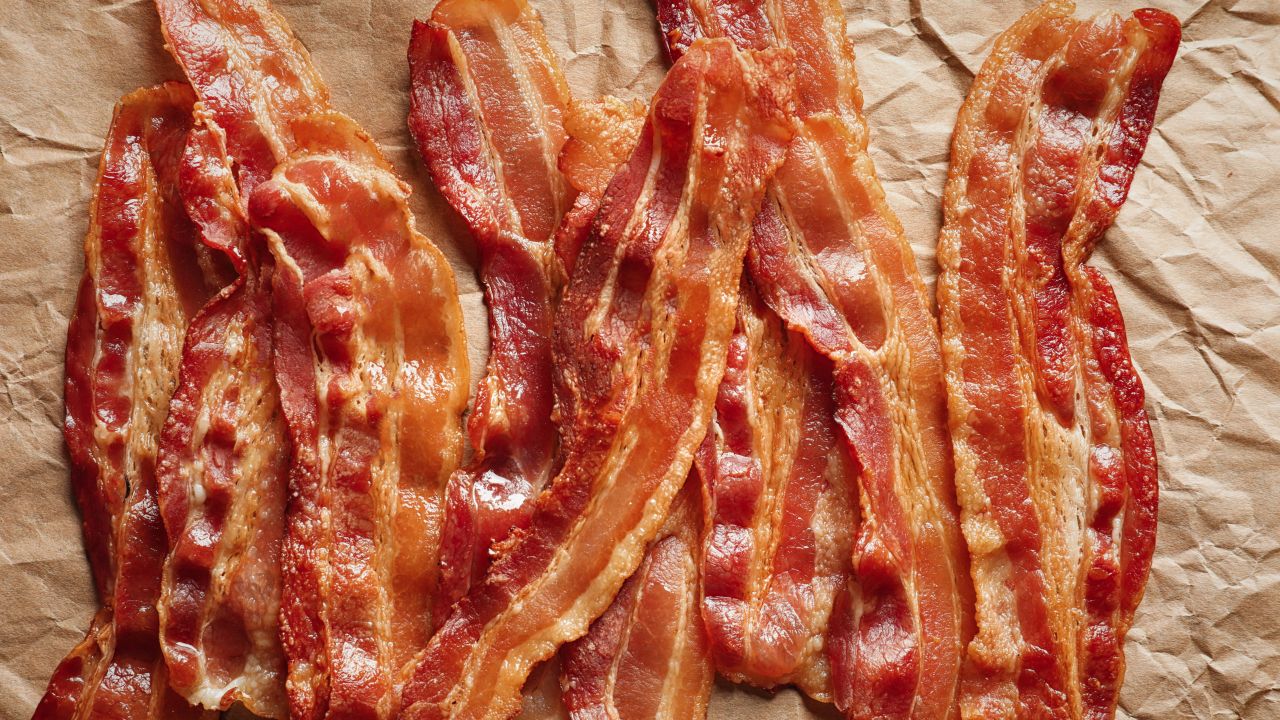 How to Keep Baked Bacon From Sticking to the Rack