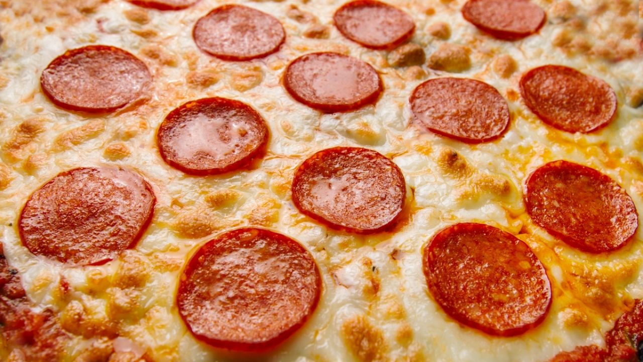 These 10 Aussie Suburbs Ordered More Than 40,000 Pepperoni Pizzas In a Single Year
