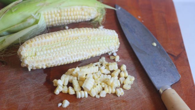 Make Your Life Easier by Cutting Your Corn Horizontally