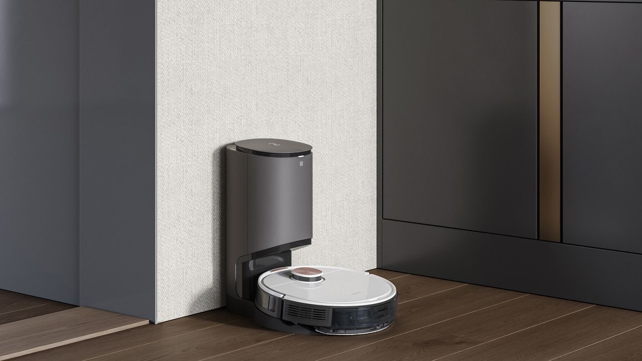 Human Kind Has Peaked: There Is Now A Robot Vacuum Cleaner That Mops And Empties Itself