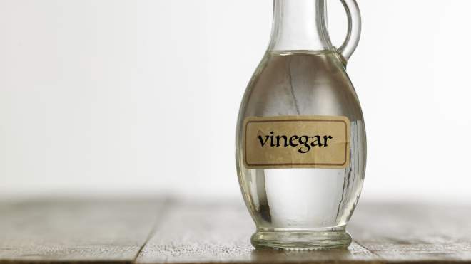 8 Things You Probably Didn’t Know You Can Clean With Vinegar