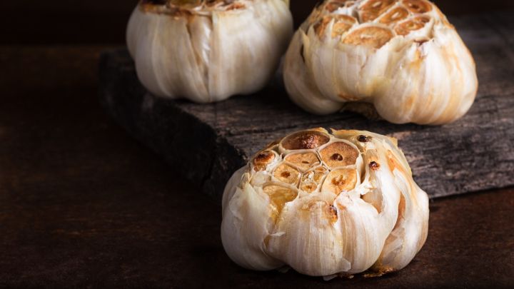You Should Roast Garlic In Your Air Fryer