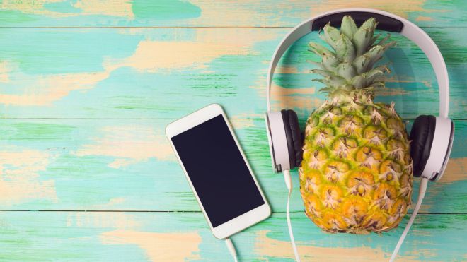 Make Mealtimes Less Stressful With the Advice From These Podcasts