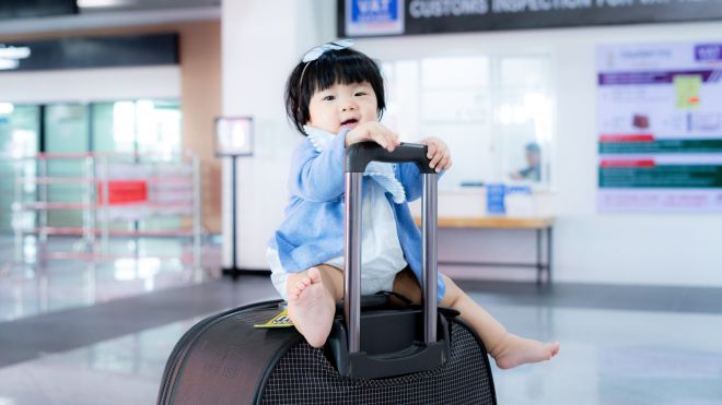 Those Car Seat Travel Carts Are Awesome, Apparently