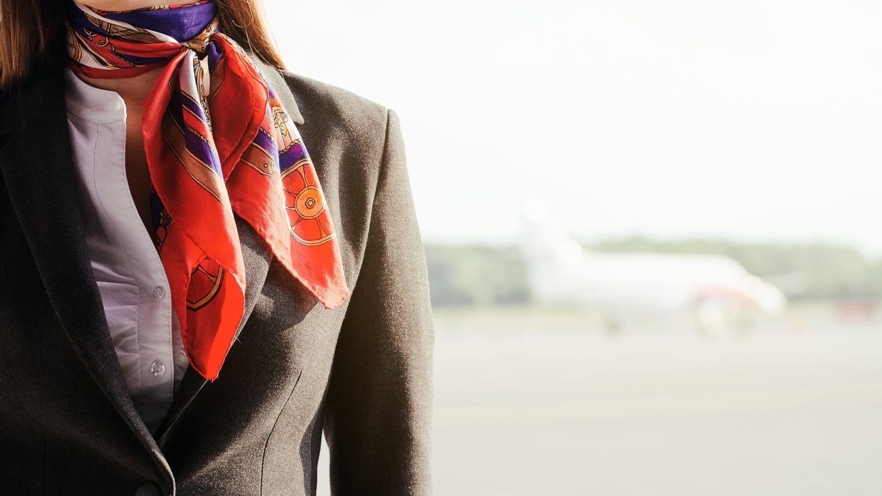 How to Get a Flight Attendant to Like You