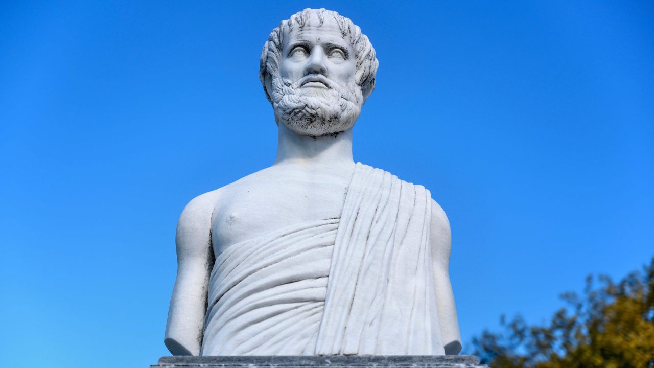 How to Choose the Best Kind of Friend for You, According to Aristotle
