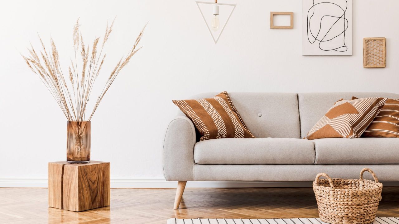 How to Embrace Minimalist Decor When You’re Not a Minimalist