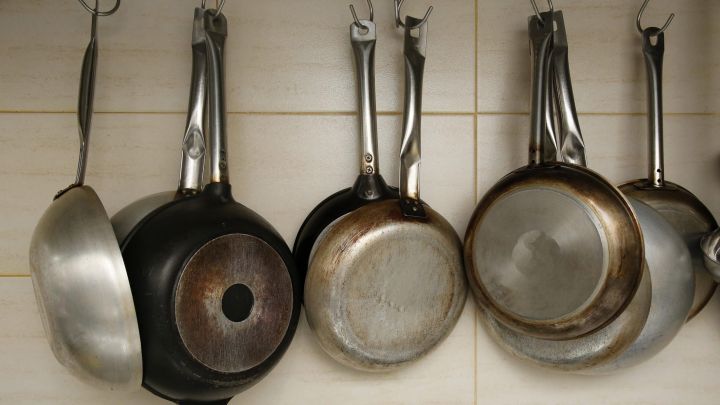 How to Know When It’s Time to Replace Your Old Pots and Pans