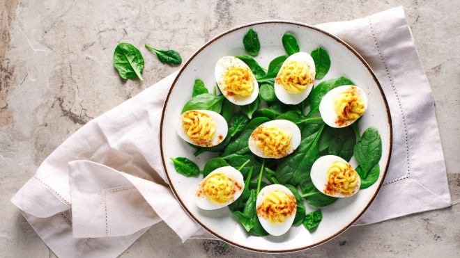 How to Keep Deviled Eggs From Sliding Around