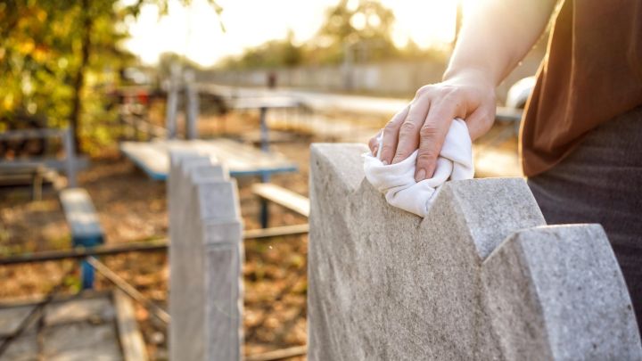 How to Properly Clean a Gravestone