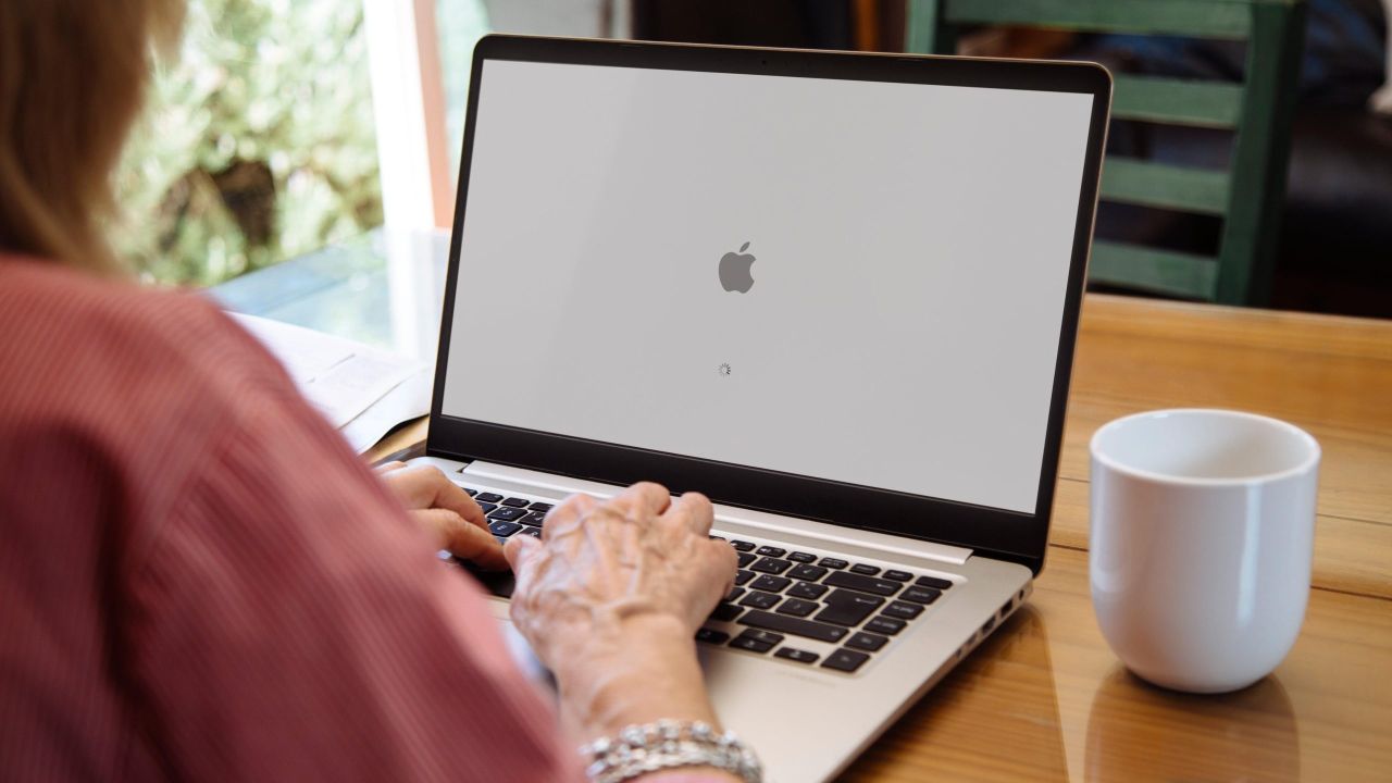 How to Arrange Your macOS System Preferences So You Can Actually Find Things