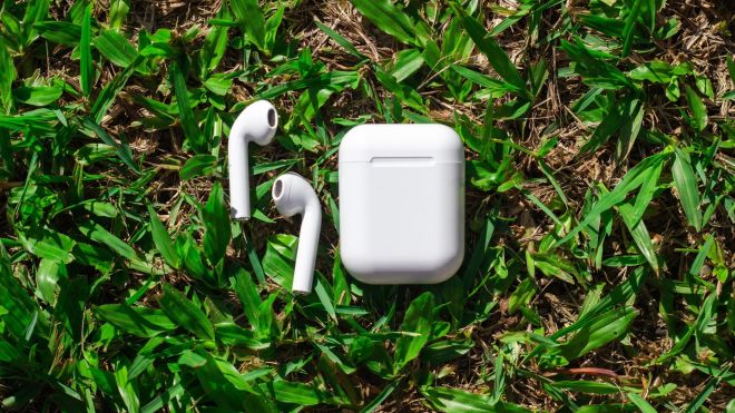 How to Guilt a Stranger Into Returning Your Lost AirPods
